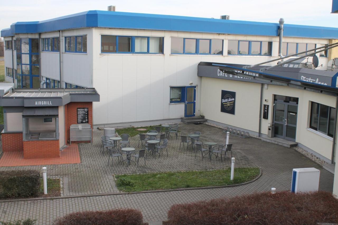 Pension Take Off Gera Exterior foto